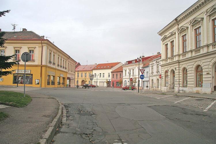 Open call : Český Brod squares, Czechia