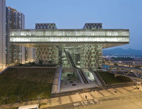 Hong Kong Design Institute par Isabel Van Haute & Nicolas Coldefy (Coldefy & Associates Architects)